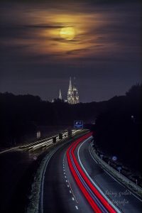 Dom + Mond, Autobahn-3780 NB